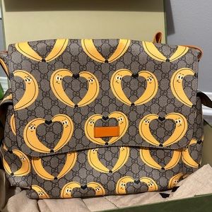 Gucci
Nina Dzyvulska print diaper bag